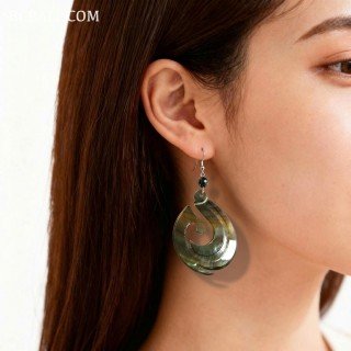 Hot Sale Shell Earrings Handmade Premium Elegance Design 